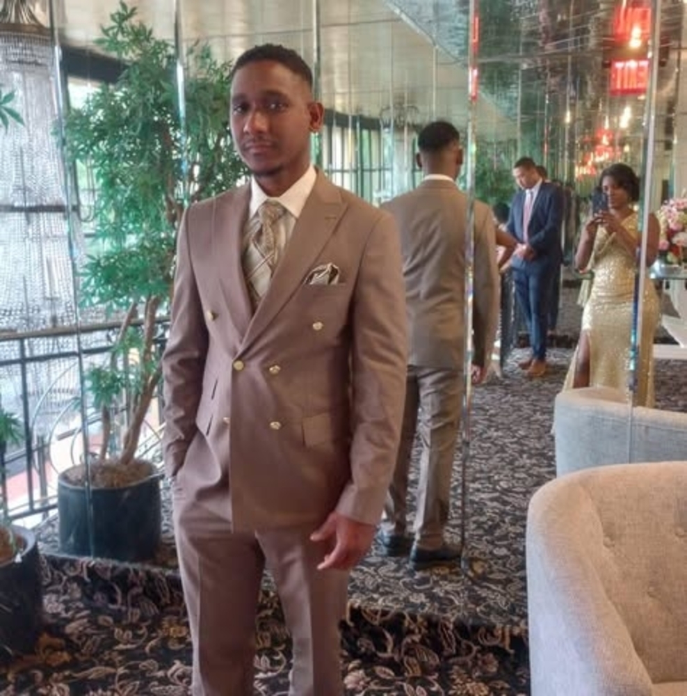 Meet your Posher, Morisseau